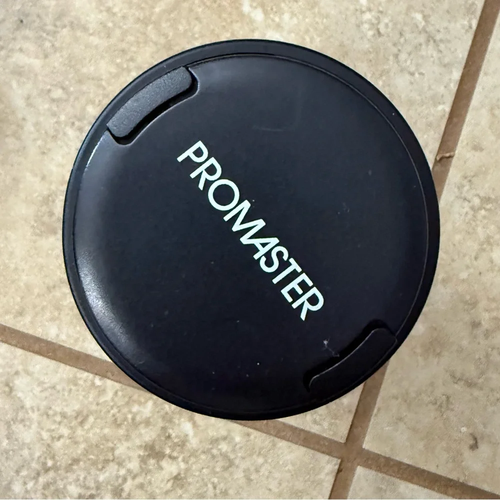 Promaster Spectrum 7 70-210mm f4-5.6 Zoom lens